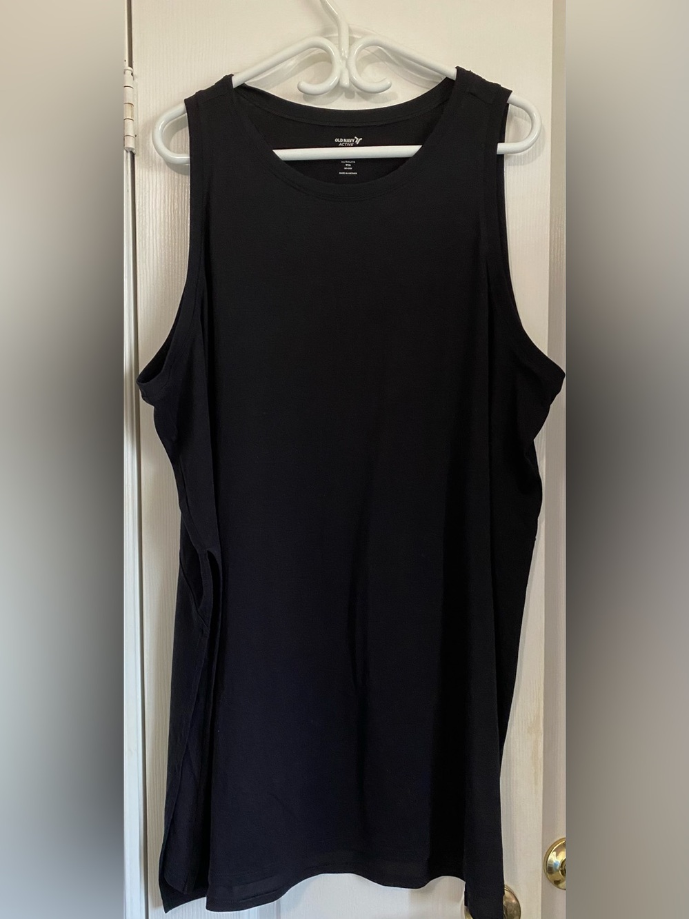 Old Navy Active Black Tank Top Size XXL